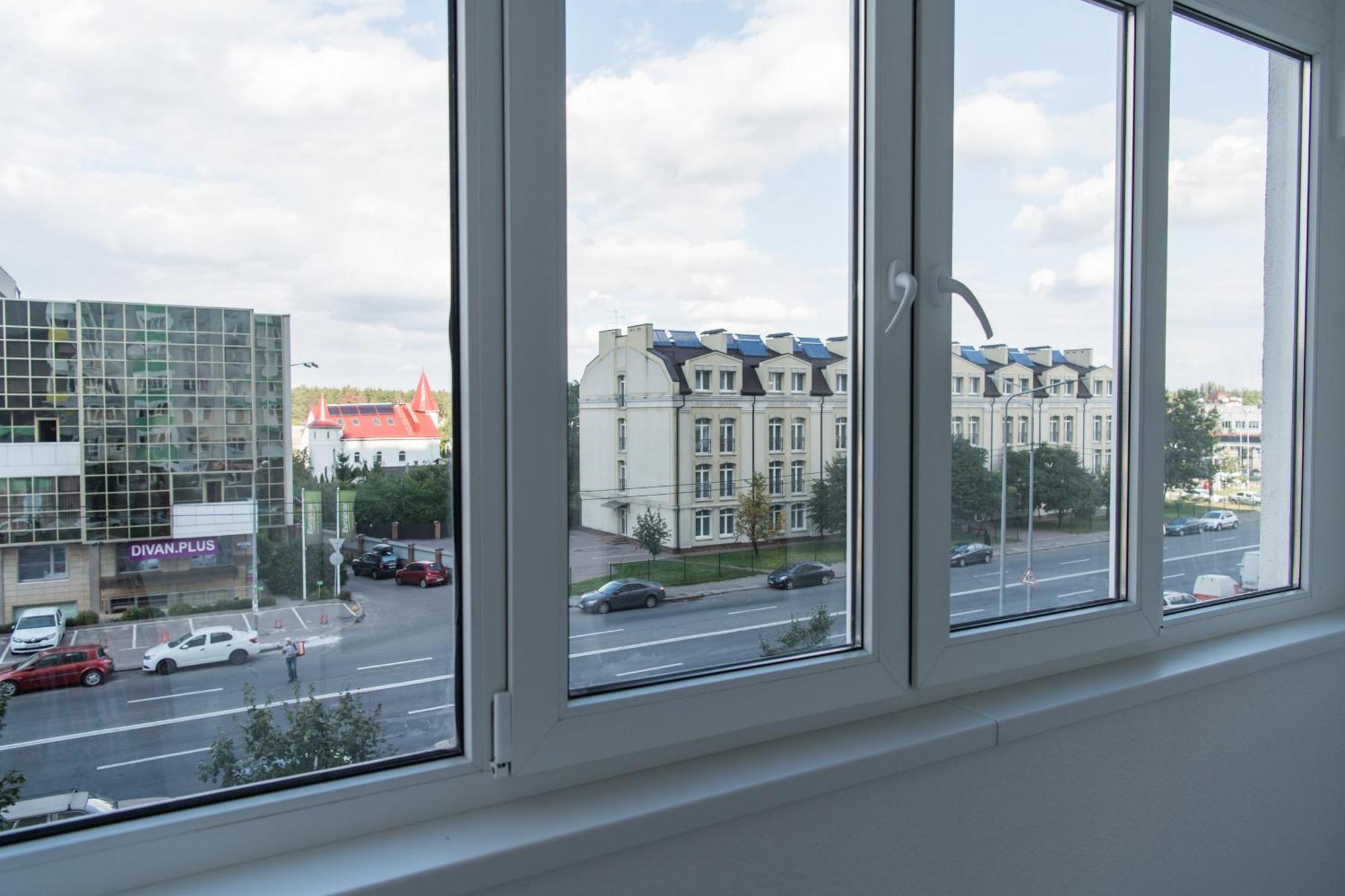 Myfreedom Апартаменти Метро Бориспільська Kiew Exterior foto